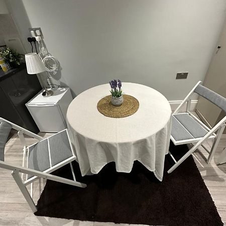 Guest&Rest 8 Apartment London Ngoại thất bức ảnh